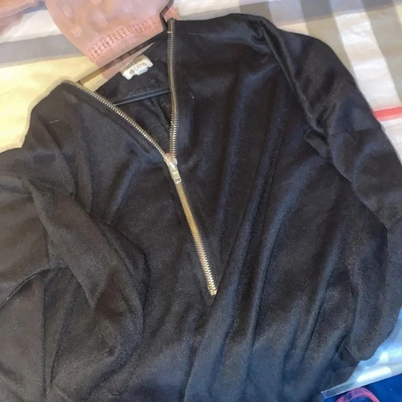 Ardene  black oversized pull 3/4 gold tone zipper sweater Sz XL - Picture 9 of 12